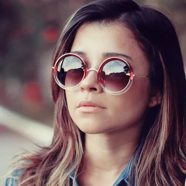 Famous Designer Fashion Color Fade Round Sunglasses 8699