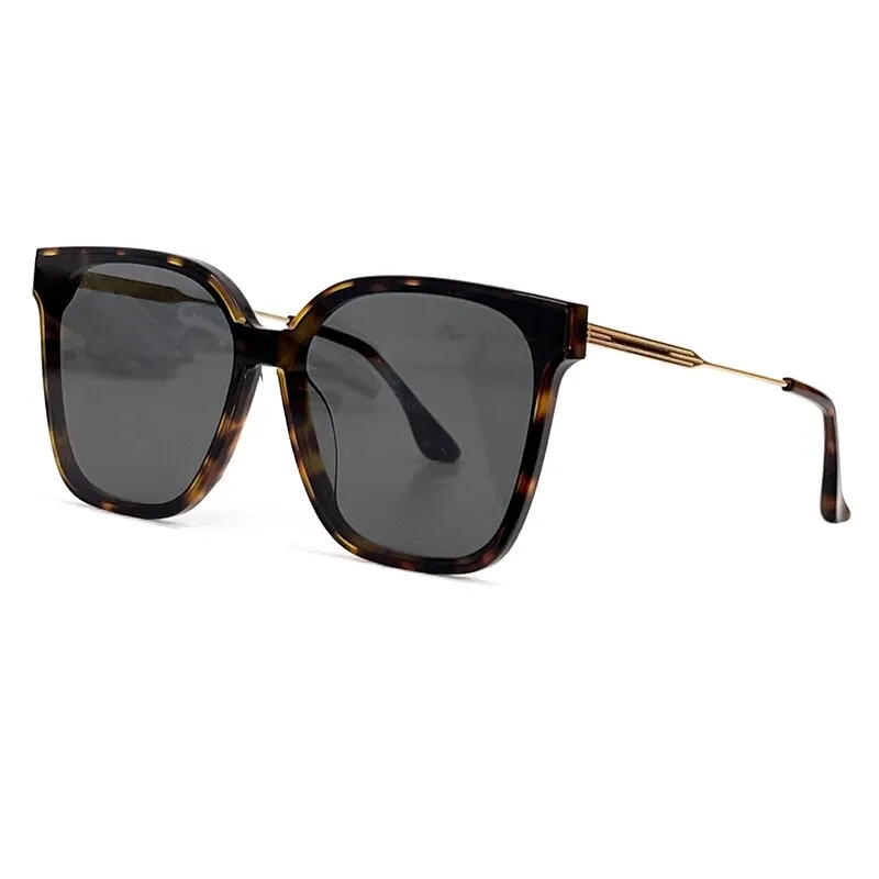 Fashion Sunglasses  Women High-End Ladies Summer Sun Protection Square Super Luxury Alloy Elegant Ladies Sun Protection Glasses