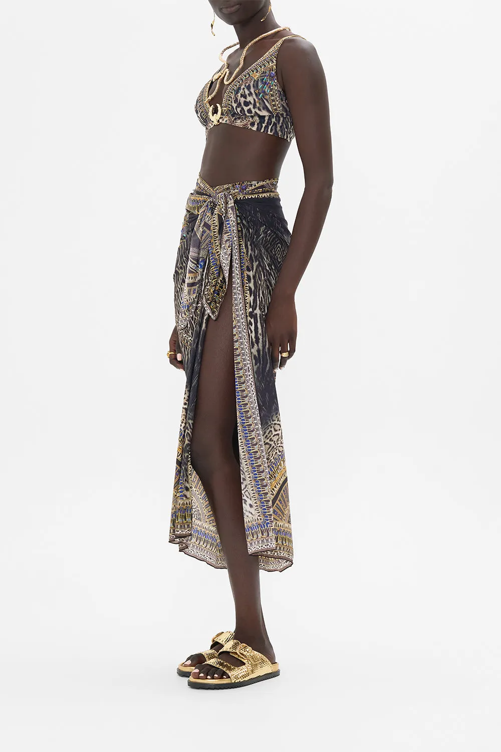 LONG SARONG CAT WORSHIP