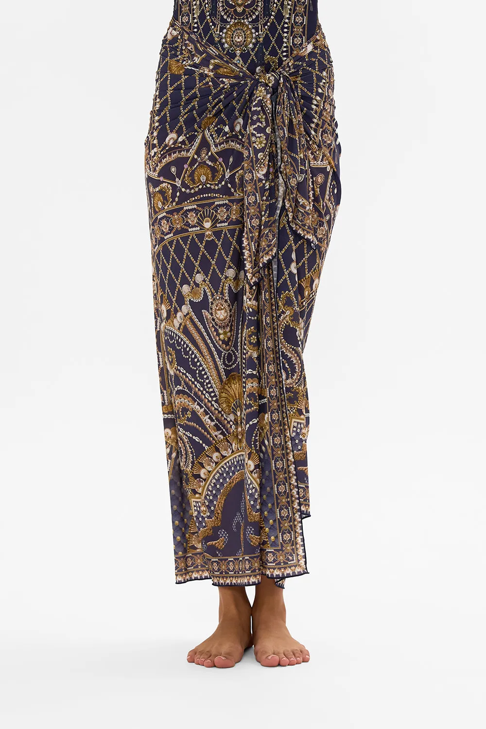 LONG SARONG DANCE WITH THE DUKE