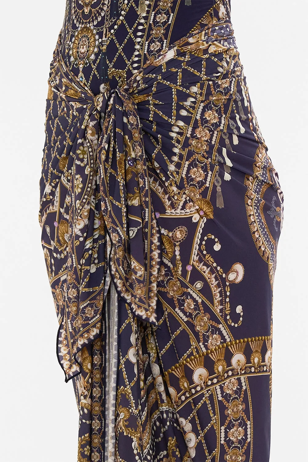 LONG SARONG DANCE WITH THE DUKE