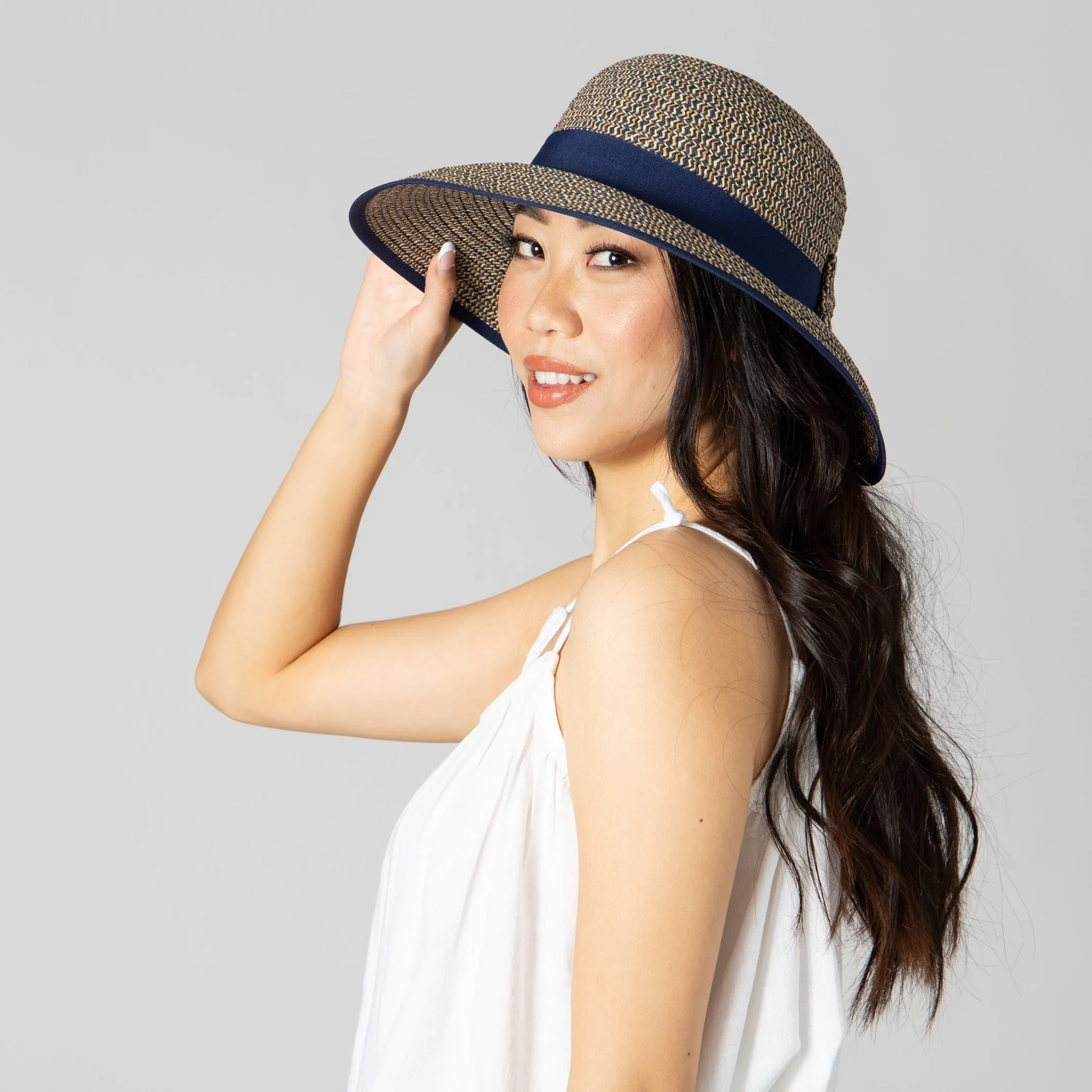 Women's Contrasting Edged Sun Brim Hat with Back Bow